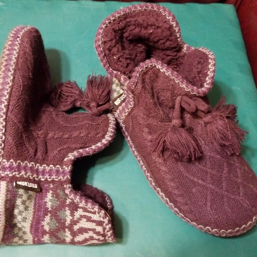 Mukluks Purple 9-10